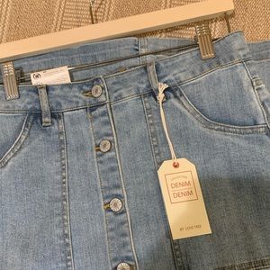 NEW DENIM BUTTONED MIDI SKIRT